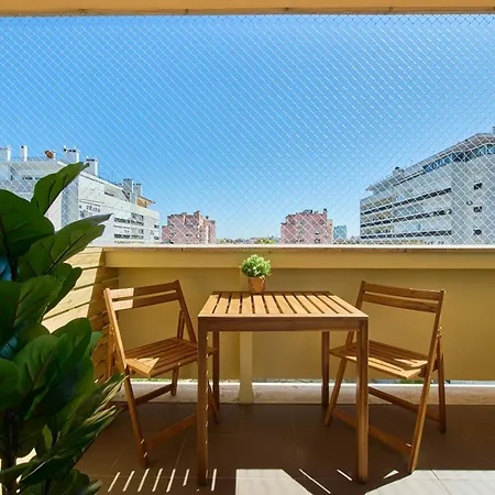 & In Center Πανσιόν